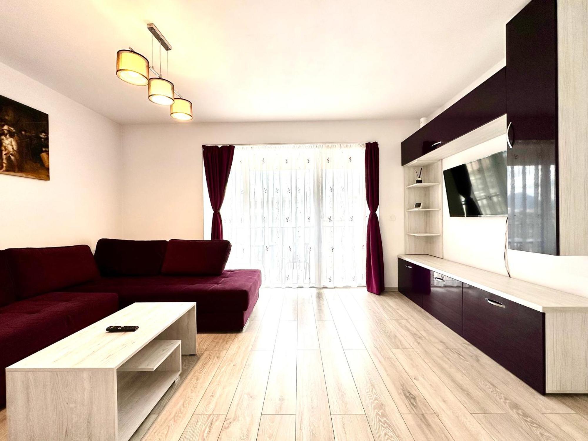 Kasper Coresi Mall - Rise Private Apartments & Suites Brasov Exterior photo
