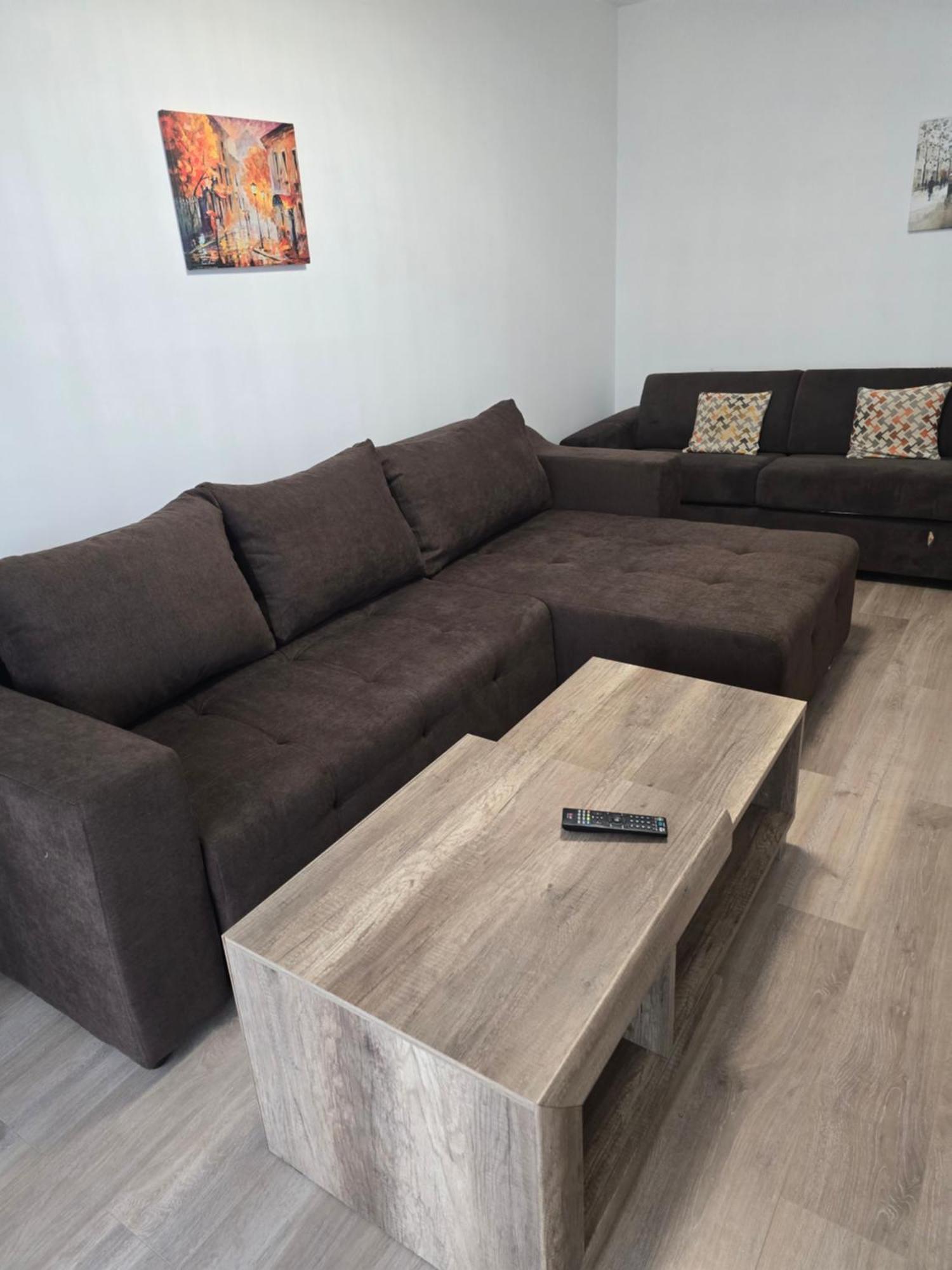 Kasper Coresi Mall - Rise Private Apartments & Suites Brasov Exterior photo